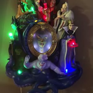 Disney Classic Villains Timeless Treachery Cuckoo Clock Sculpture No A2262