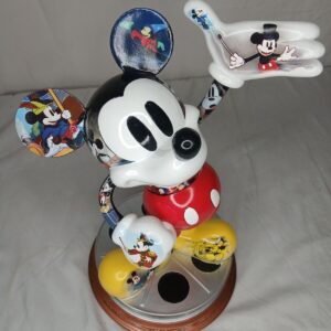 Disney Mickey Mouse Magical Moments Sculpture No A7299