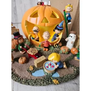 Peanuts great pumpkin carving party Halloween illuminated mast Sculpture No A0963