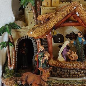 Thomas Kinkade Following The Star Nativity Musical Sculpture With Motion Lights