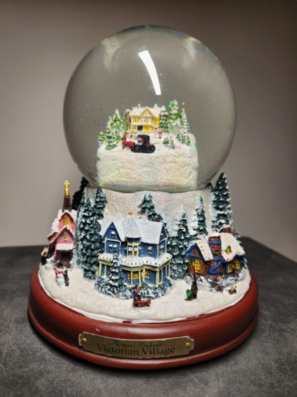 Thomas Kinkade Victorian Village Snowglobe Music And Lights