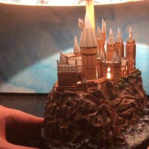 Harry Potter Hogwarts Castle Illuminating Sculpture Table Lamp