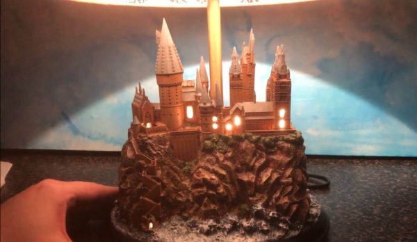 Harry Potter Hogwarts Castle Illuminating Sculpture Table Lamp